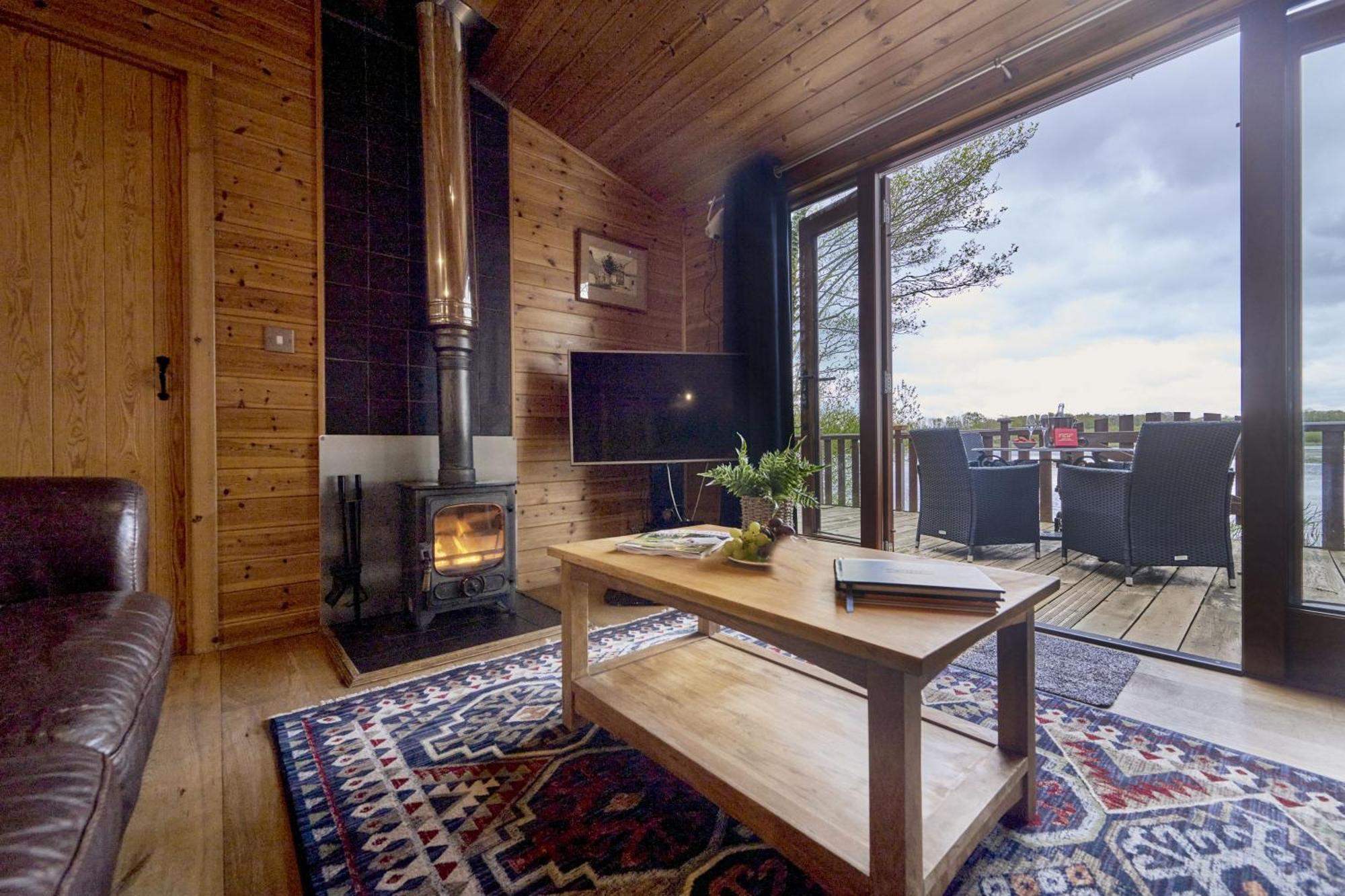 Buzzard With Hot-tub Holiday home Carlisle (Cumbria)